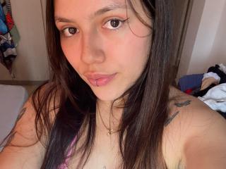 SophiaMarx - Live Sex Cam - 25285785