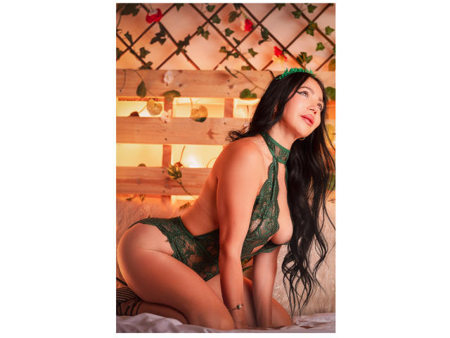 HelenHard - Live porn &amp; sex cam - 25286345