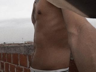 MikaelSunshine - Live sex cam - 25287005