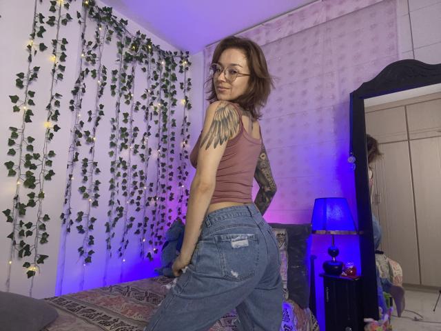 LyssaRou - Live porn &amp; sex cam - 25288437