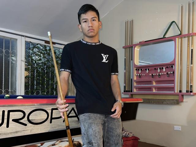 SexInTheBar - сексуальная веб-камера в реальном времени - 25288489