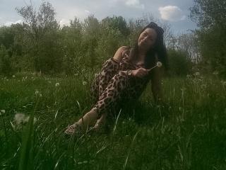MirandaHott69 - Live sex cam - 25292201
