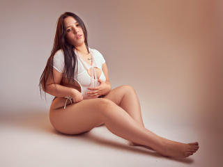 IsabellaClark - Porno na żywo i seks kamera - 25293541