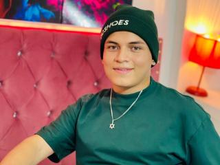 LeonAdams - Sexe cam en vivo - 25295605