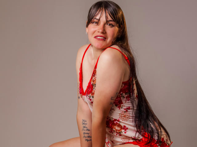 GalaLaverne - Live sexe cam - 25297725