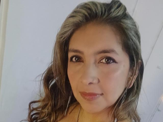 MichelleDumont - Live sex cam - 25304389