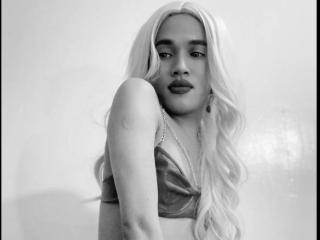 ArianaGrey - Live Sex Cam - 25305929