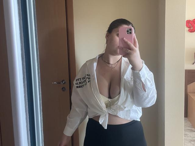 Madrinia - Live sex cam - 25306501
