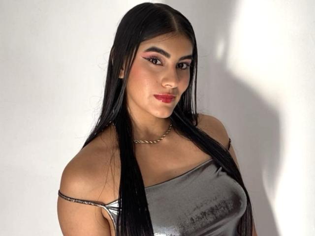 AbbyKey - Élő pornó és szexkamera - 25307533