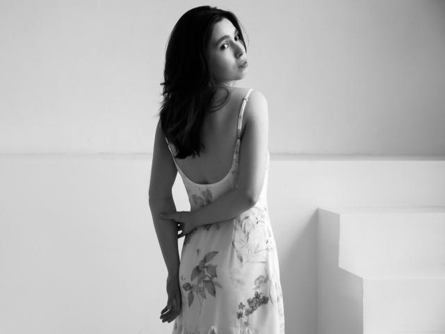 LounaLove - Sexe cam en vivo - 25311357