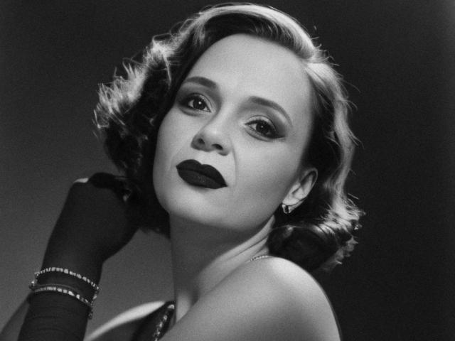 SweeteestJulie - Live sexe cam - 25315093