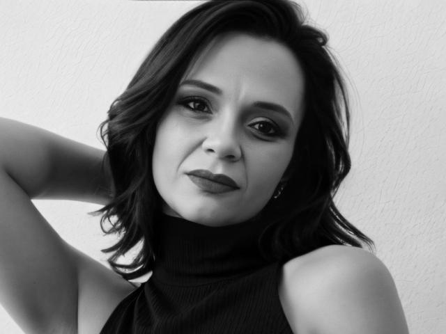 SweeteestJulie - Live sexe cam - 25315141