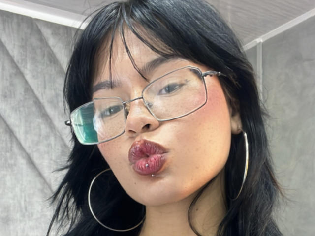 ElizabethRoux - Live sex cam - 25315353