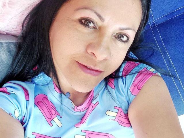 KatieHotX - פורנו בשידור חי ומצלמת סקס - 25316069