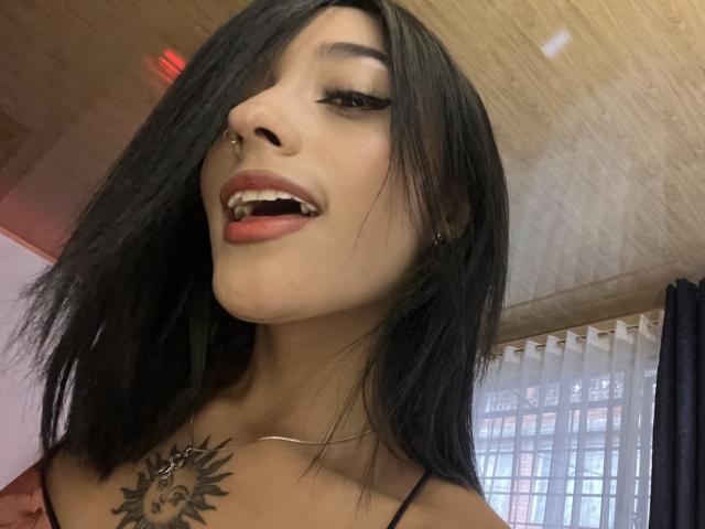 SalomeMille - Live sex cam - 25316513