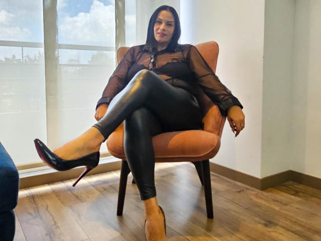 LizaRussell - Live porn &amp; sex cam - 25317157