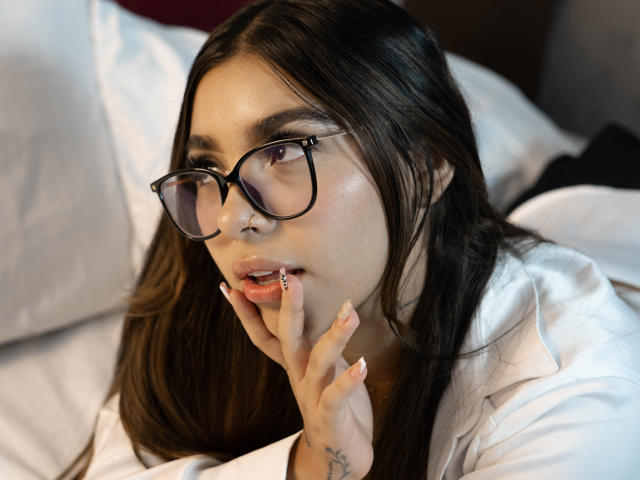 AlissonOwen - Live Sex Cam - 25318489
