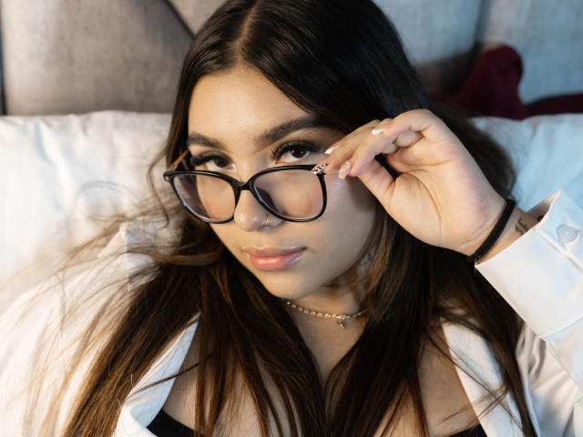 AlissonOwen - Live sex cam - 25318617