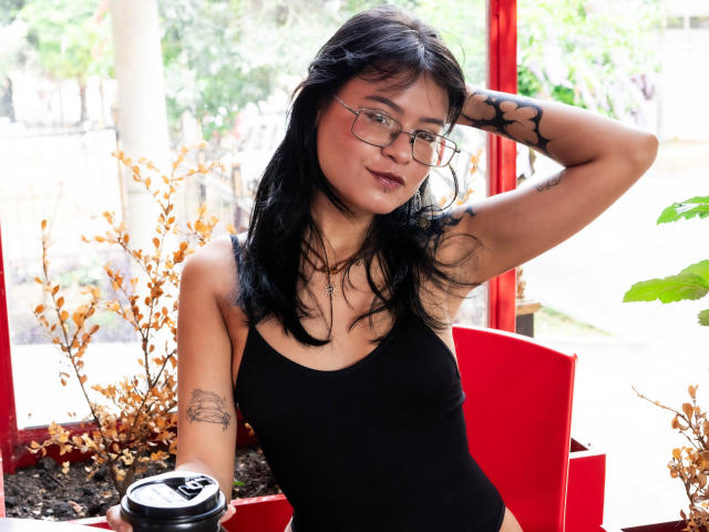 ElizabethRoux - Live sex cam - 25319145