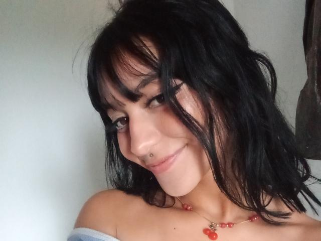 LindaWatsong - Live Sex Cam - 25321093