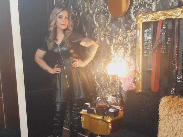 VictoriiaGray - Sexe cam en vivo - 25322345