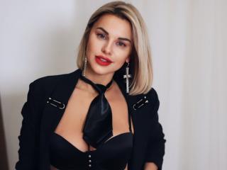 BelleLisaG - Live sexe cam - 25323897
