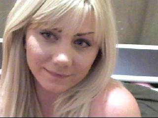 Chrystyna - Chat live porn with a fair hair Hot babe 