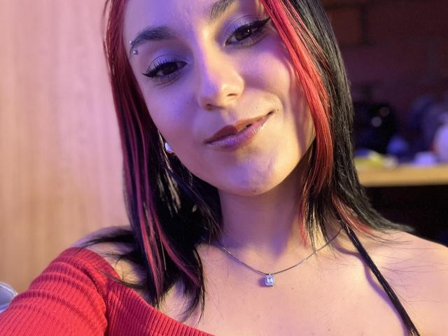 AmyStreetwise69 - Live sex cam - 25325409
