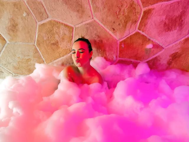ZoeTobon69 - Live sex cam - 25326577
