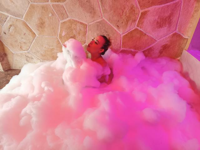 ZoeTobon69 - Live sex cam - 25326601