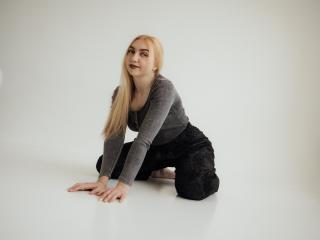 BeatriceFly - Live porn &amp; sex cam - 25327489