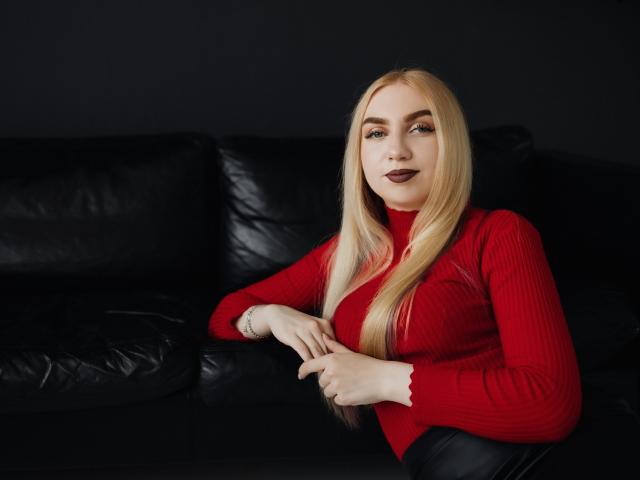 BeatriceFly - сексуальная веб-камера в реальном времени - 25327573