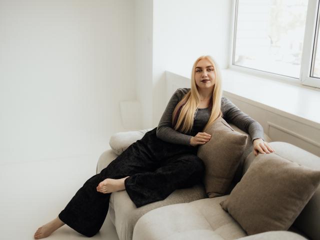 BeatriceFly - Live porn &amp; sex cam - 25327605