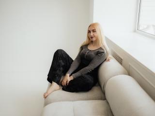 BeatriceFly - Live porn &amp; sex cam - 25327621