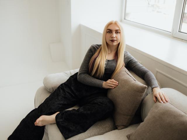 BeatriceFly - Live sexe cam - 25327633