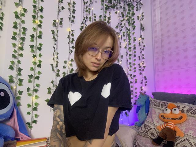 LyssaRou - Sexe cam en vivo - 25328557