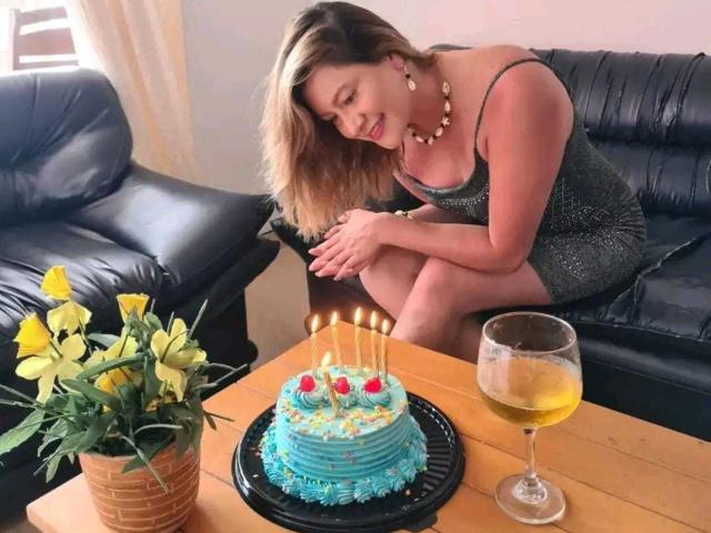 ChanellTaylorS - Sexe cam en vivo - 25329321