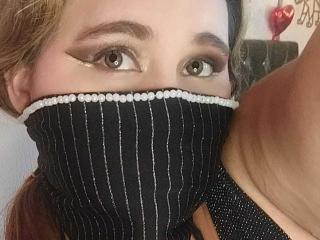 SalmaAzaman - Live sex cam - 25329573