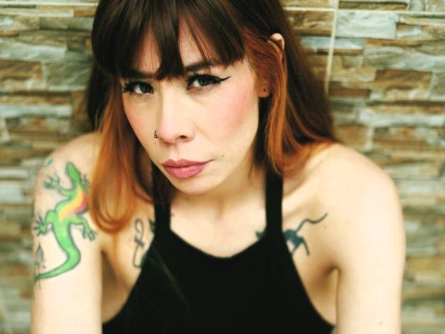 AriiannaHot - Live Sex Cam - 25330261