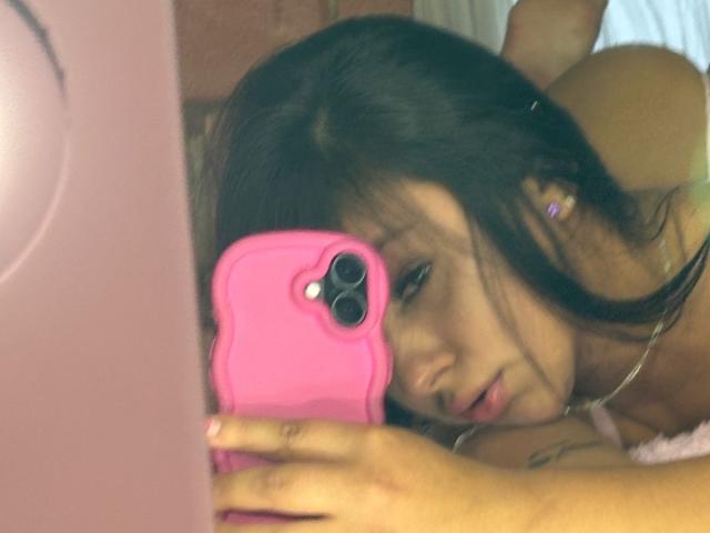 AlessiaFerry - Live Sex Cam - 25331209