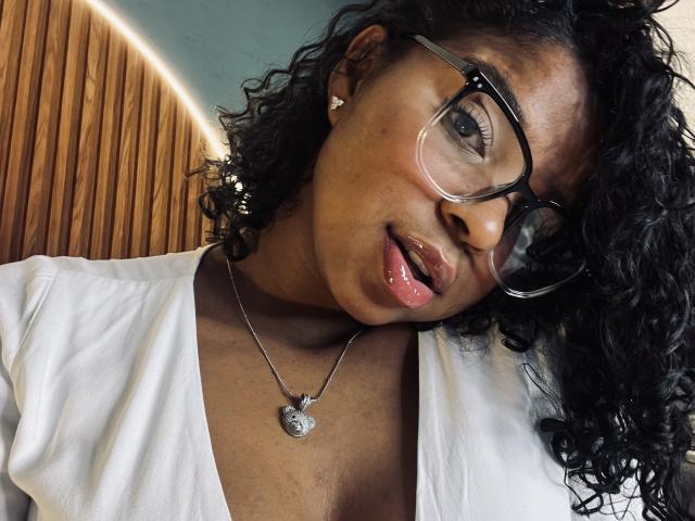 LisaMendez - Live porn &amp; sex cam - 25332137