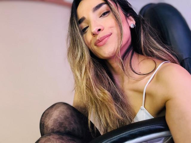 AdharaCooper - Live sex cam - 25332489