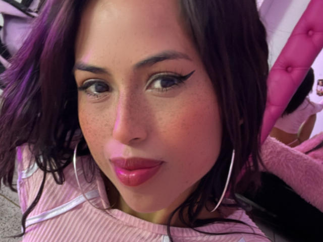 MyaaTyler - Live Sex Cam - 25334381