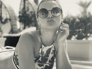 BelleLisaG - Live porn &amp; sex cam - 25339285