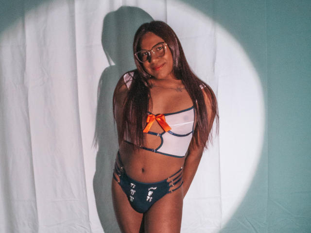 KimmySolange - Sexe cam en vivo - 25340997