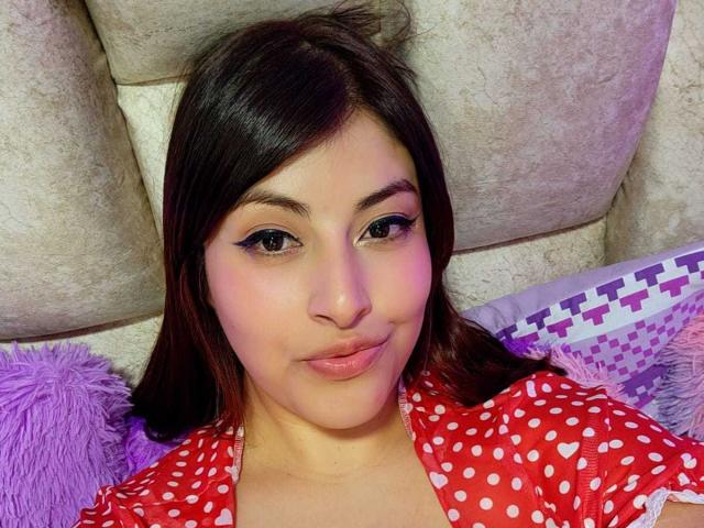 AlexaQueenOne - Live sex cam - 25341733