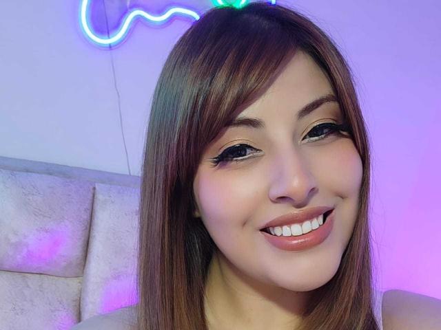 AlexaQueenOne - Live sex cam - 25341849