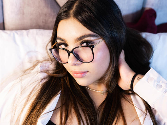 AlissonOwen - Live Sex Cam - 25342513