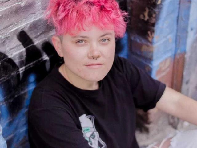 MeganC - Live sex cam - 25344337