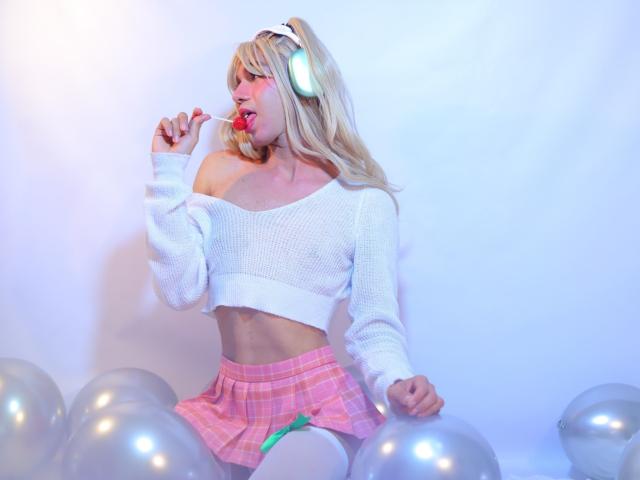 VeronicaBlossom - Live porn &amp; sex cam - 25350433